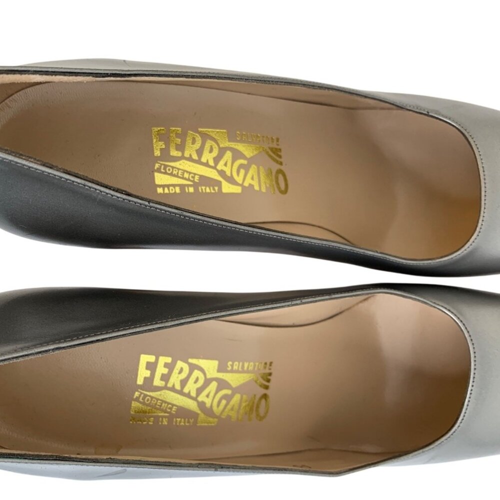 Salvatore Ferragamo Selezione Leather Pumps Size 10 Aa Italy Euc Metalic View 6